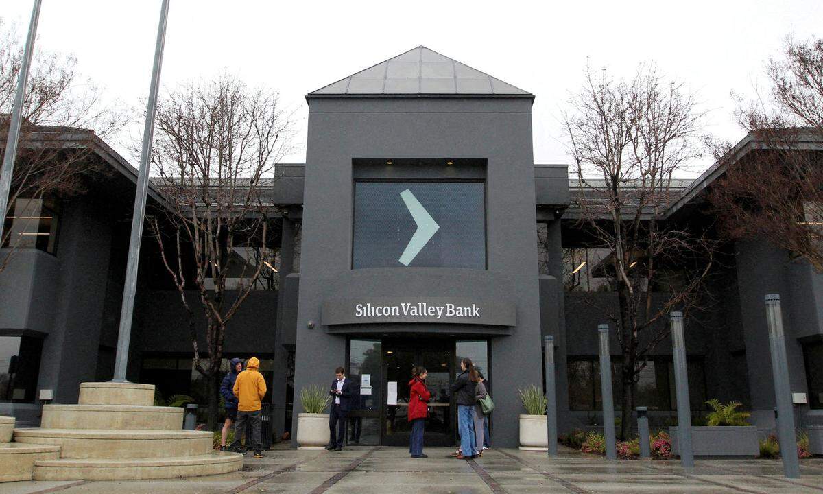 Die Silicon Valley Bank stürzte in die Krise und nahm fast den gesamten Sektor mit.