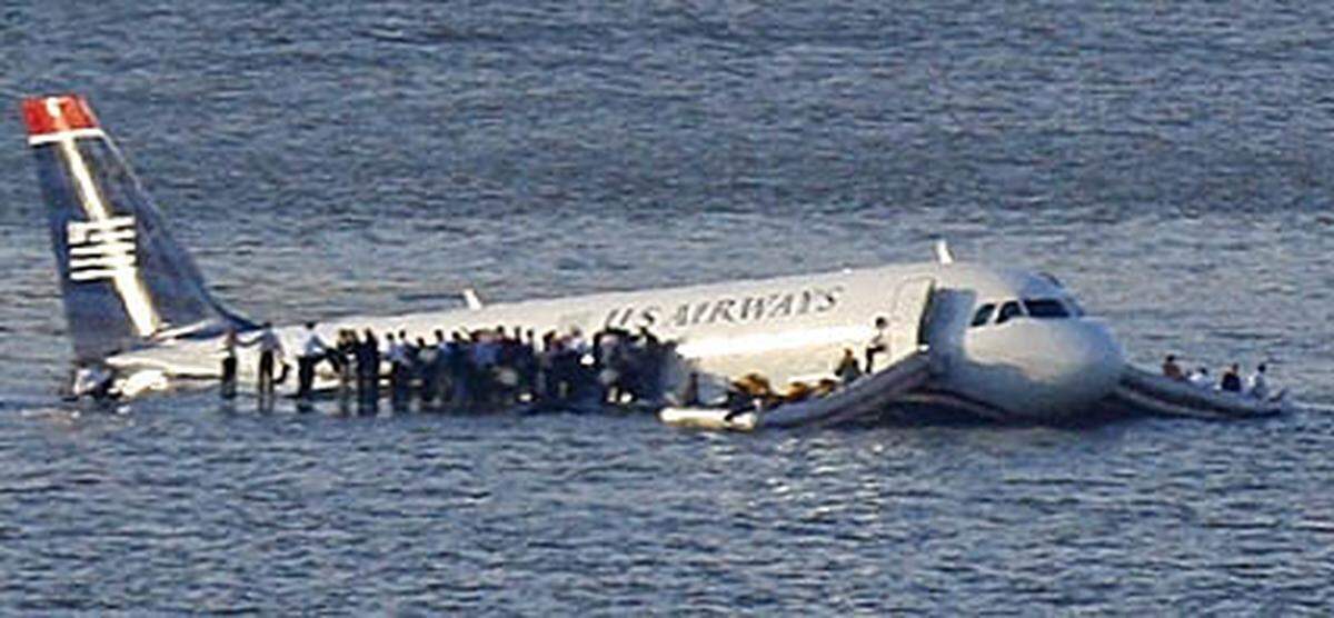 Der Pilot des US-Airways-Flugs 1549 konnte im Hudson River notwassern.