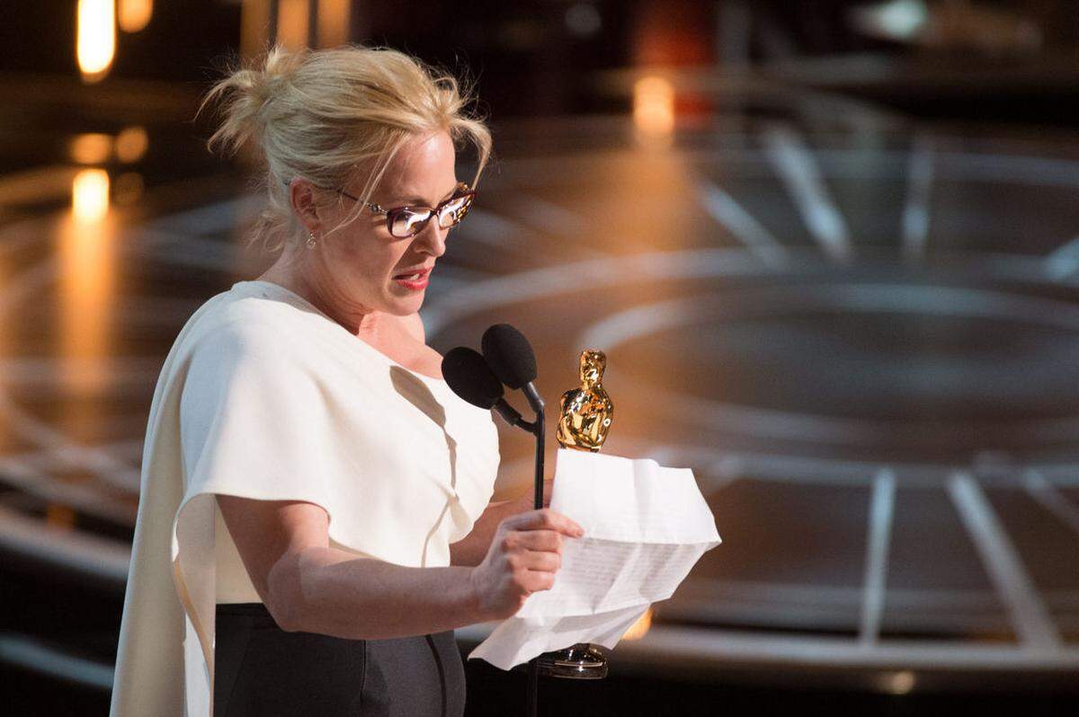 Patricia Arquette. Zu locker wirkt auch nicht gut. Die blonden Strähnen von Oscar-Gewinnerin Patricia Arquette erinnerten an einen Reisigbesen.