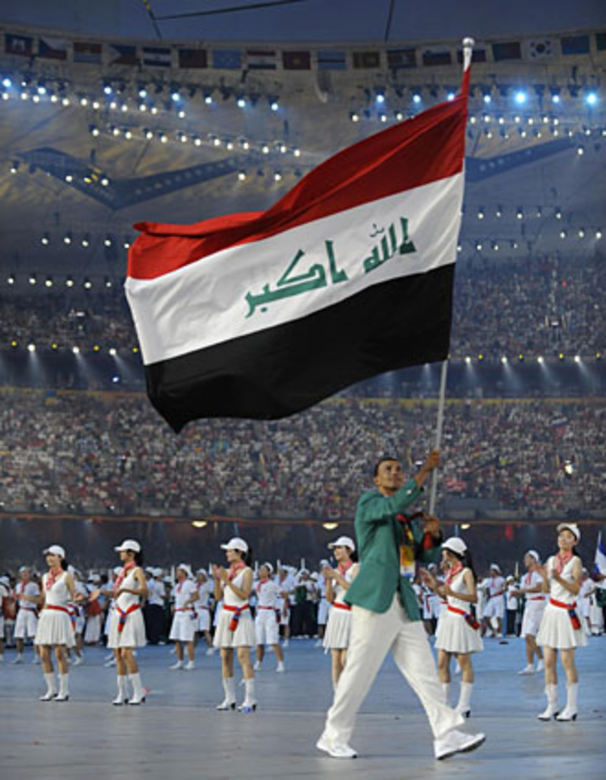 Der Irak konnte erst in letzter Minute seine Teilnahme an den Olympischen Spielen fixieren. Ein Appell wenige Tage vor dem Beginn ermöglichte vier irakischen Athleten (hier Ruderer Hamzah Al-Hilfi) den Olympia-Start.