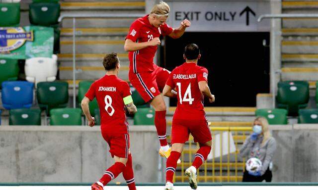 Northern Ireland v Norway - UEFA Nations League - Group 1 - League B - Windsor Park Norway s Erling Braut Haland (centre