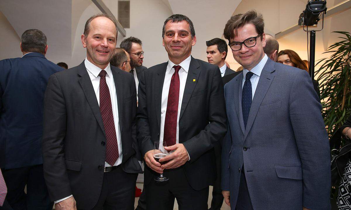 AT&amp;S-CEO Andreas Gerstenmayer, Post-Vorstand Peter Umundum und IV Österreich-Generalsekretär Christoph Neumayer (v.l.).