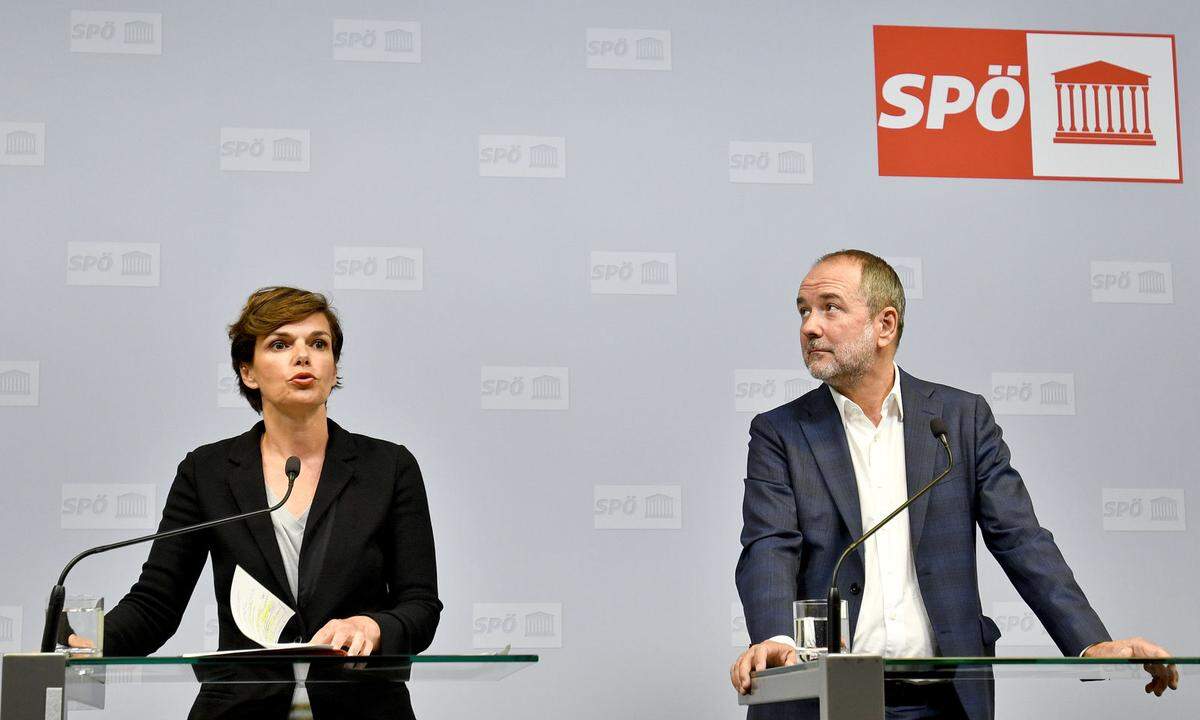Bundesparteivorsitzende Pamela Rendi-Wagner (L) und Bundesgeschäftsführer Thomas Drozda