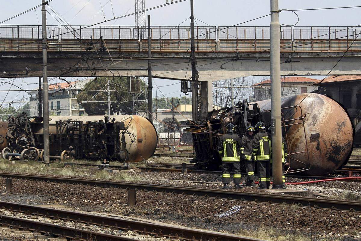 30. Juni 2009 - Durch die Explosion eines Tankwaggons im Bahnhof der nordwestitalienischen Stadt Viareggio kommen 29 Menschen ums Leben.