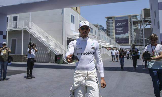 Gelassen in Baku: Lewis Hamilton.