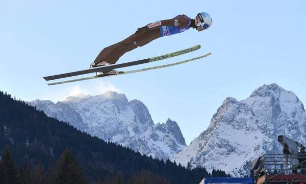 Stoch, betreut vom Tiroler Stefan Horngacher, gewann auch in Garmisch-Partenkirchen das Neujahrsspringen