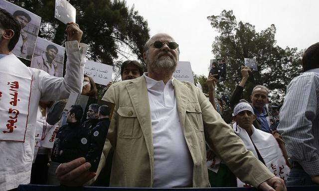 Anis al Naqquash auf einem Archivbild vom 30. April 2010 bei einer Demonstration vor der französischen Botschaft in Beirut.