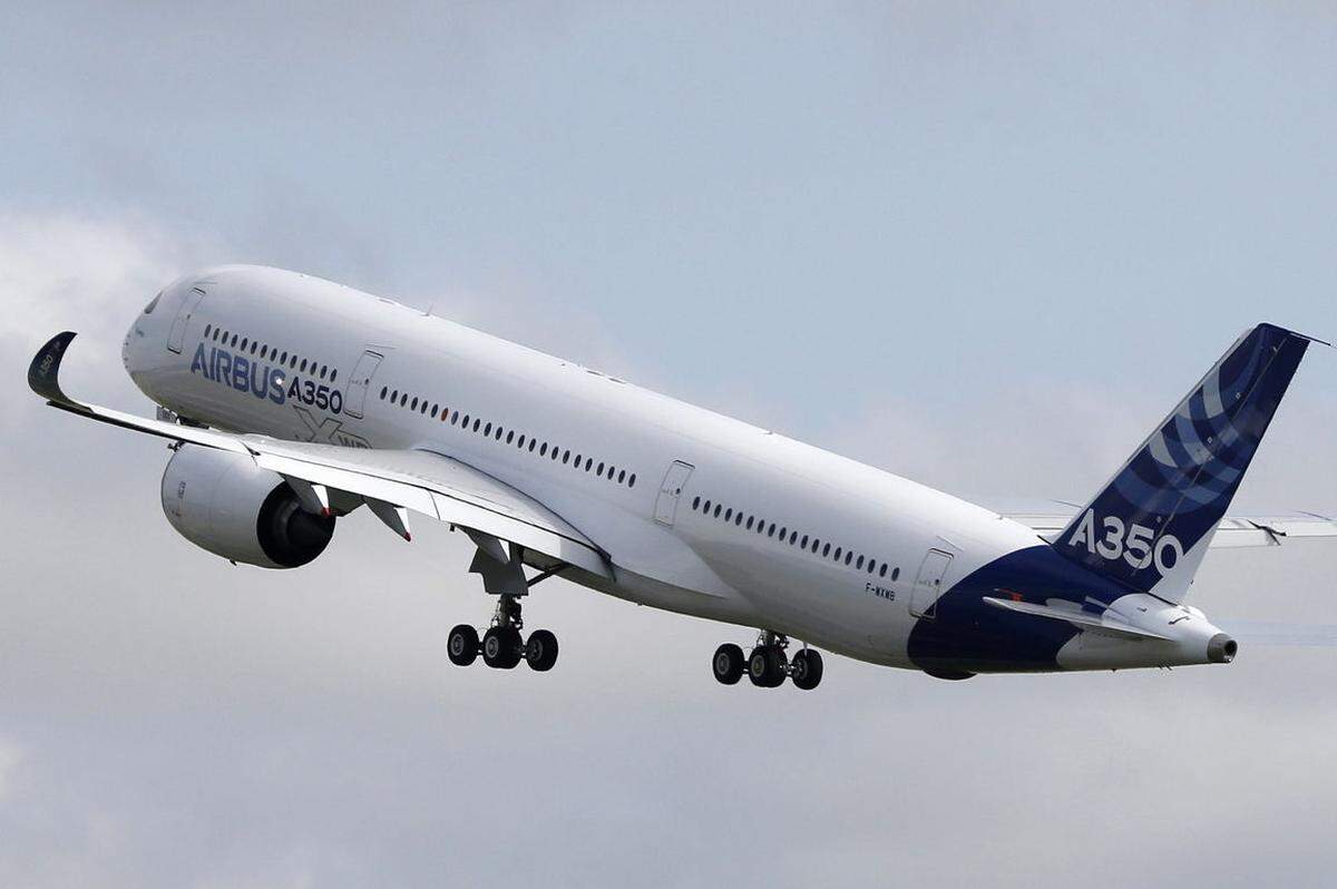 Das Flugzeug soll gegen den "Dreamliner" vom Konkurrenten Boeing antreten.