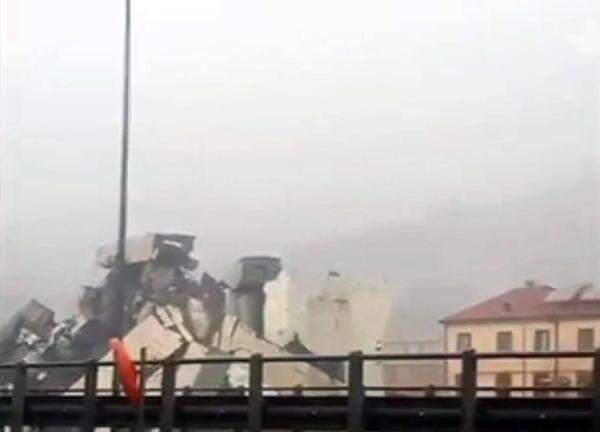 Das italienische Verkehrsministerium spricht von einer "unermesslichen Tragödie".