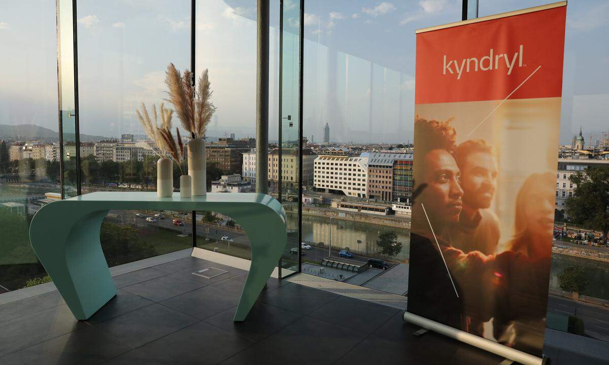 "Die Presse" lud gemeinsam mit IT-Infrastruktur-Experten Kyndryl zur Podiumsdiskussion in die Wiener Eventlocation k47.