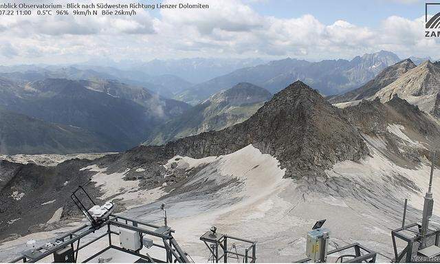 Eine Webcam-Aufnahme des Gipfels des Hohen Sonnblicks in Salzburg.