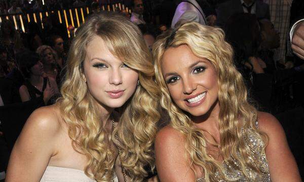 Taylor Swift und Britney Spears bei den MTV Video Music Awards 2008 