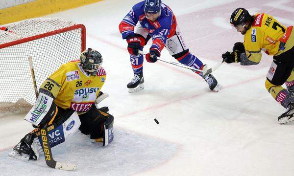 ICEHOCKEY - ICEHL, Capitals vs Innsbruck