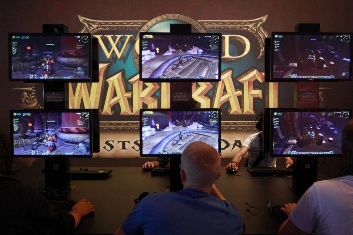 Großes Interesse dürfte auch die nächste Erweiterung für das Online-Rollenspiel "World of Warcraft" hervorrufen. "Mists of Pandaria" führt eine neue Rasse ein, die optisch an Pandabären erinnert.