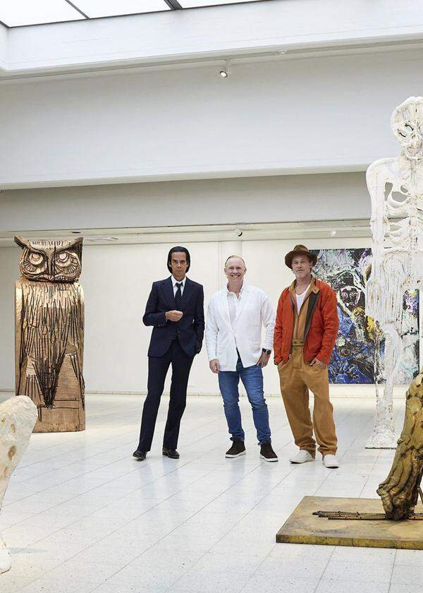 Bester Karriereschachzug: Thomas Houseago im Hilden Museum inmitten von Brad Pitt, Nick Cave und seinen Skulpturen.