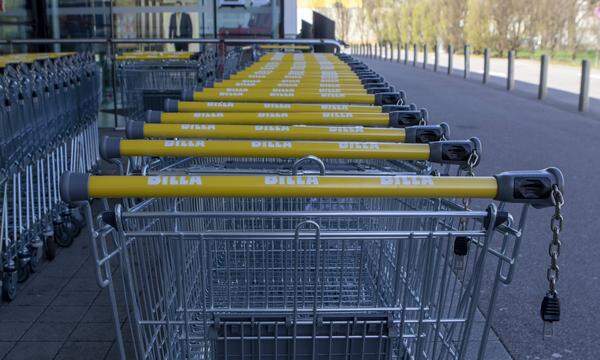 Seit 5. Februar testet die Supermarktkette Billa in einer Wiener Filiale einen vollkommen bargeldfreien Betrieb. Zum Unmut der Kundschaft. (Symbolbild)