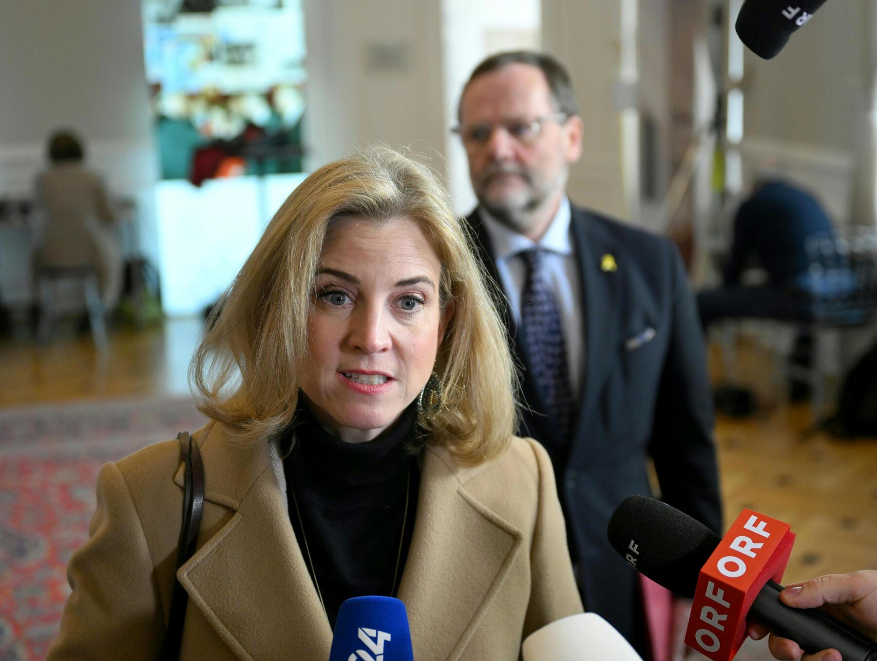 Meinl-Reisinger telefonierte mit iranischem Amtskollegen Araqchi