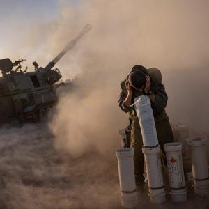 Auch für dieses Foto von Amir Cohen, das einen israelischen Soldaten zeigt, wurde die Nachrichtenagentur Reuters mit dem Pulitzer-Preis ausgezeichnet 