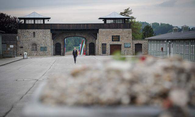 ++ HANDOUT ++ OBEROeSTERREICH: 75. JAHRESTAG DER BEFREIUNG DES KZ MAUTHAUSEN -  VAN DER BELLEN