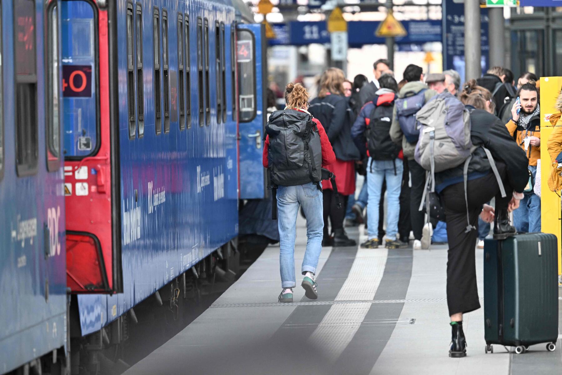 Mit einem Zugticket über Landesgrenzen, wie revolutionär! [premium]