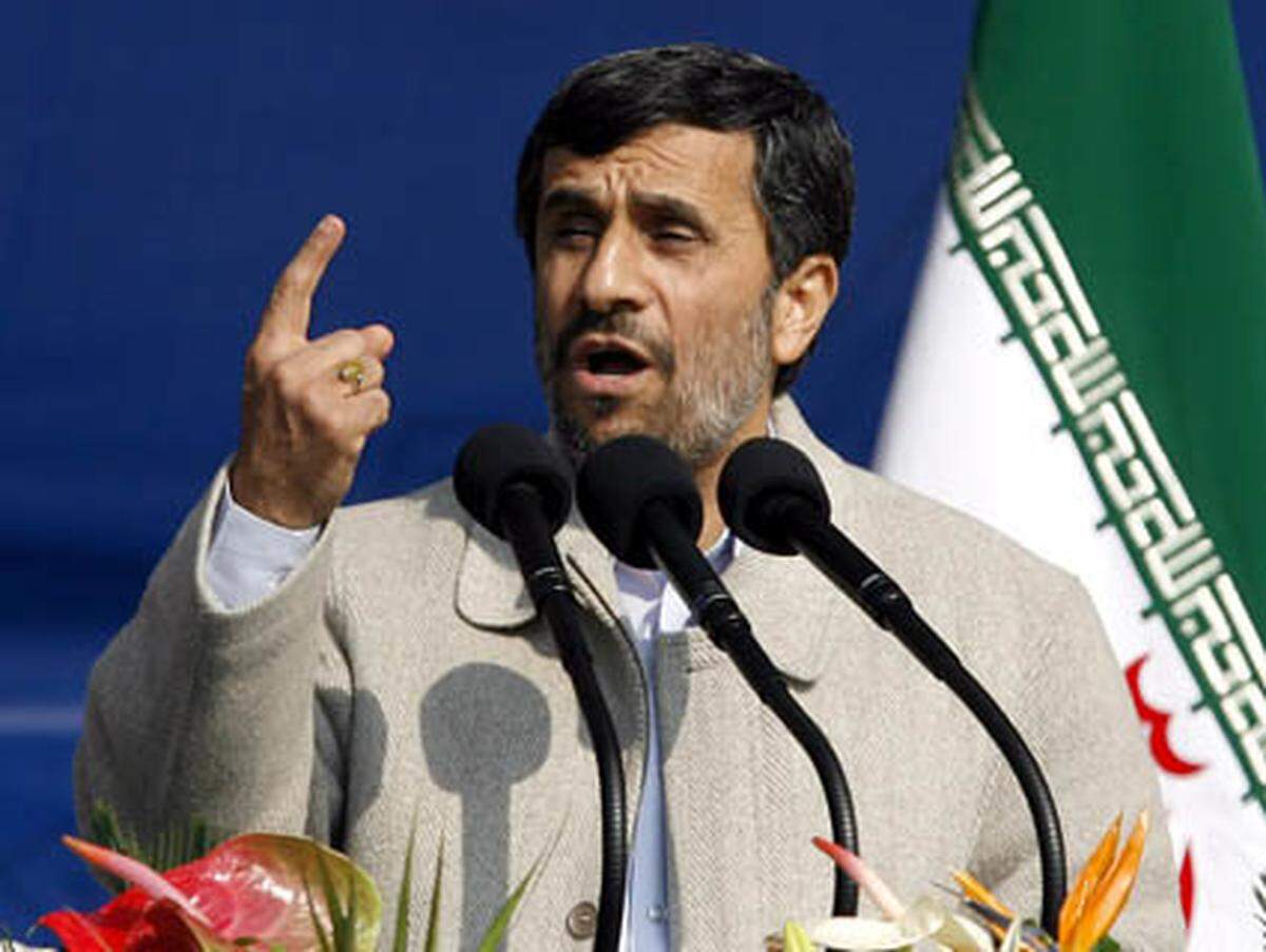 Ahmadinejad preiste die Fortschritte des Landes bei seinem Atomprogramm an: Der Iran habe bereits die ersten Mengen Uran auf 20 Prozent angereichert.
