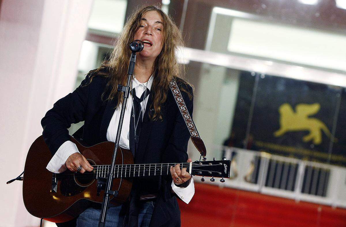 Patti Smith gab vor der Premiere des Films "Pivano Blues" auf dem roten Teppich eine Kostprobe ihrer Songs.