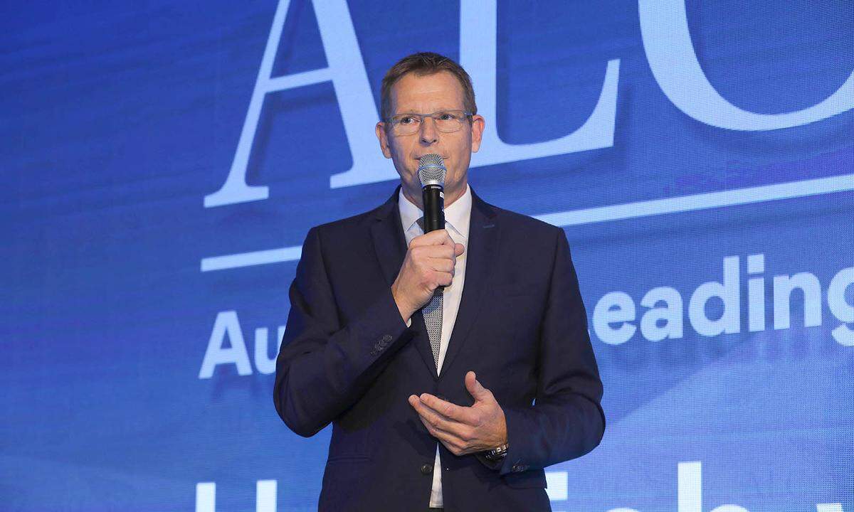 "Die Presse"-Geschäftsführer Andreas Rast begrüßt bei ALC im Casino Baden die Wiener und niederösterreichische Wirtschaft.