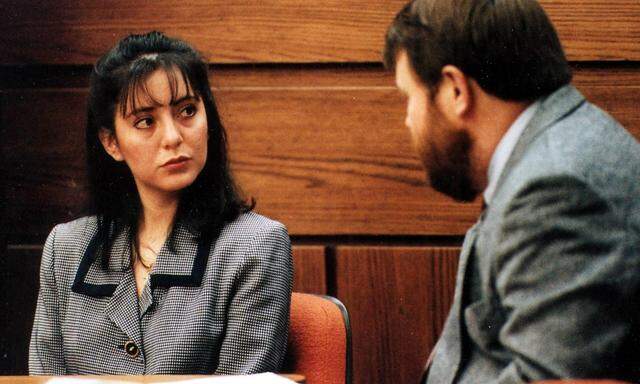 Ein Vierteljahrhundert ist es her: Lorena Bobbitt 1994 vor Gericht. 
