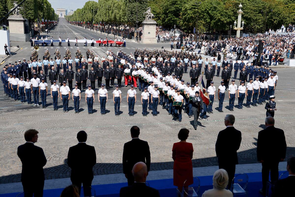 Weitere Bilder von der Militärparade in Paris anlässlich des französischen Nationalfeiertags.