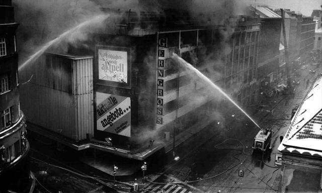 Am 7. Februar 1979 fing das traditionsreiche Kaufhaus Gerngroß zu brennen an.