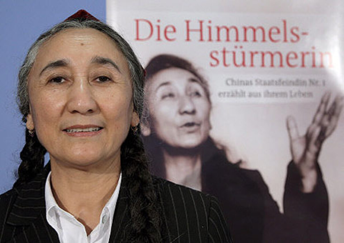 Stärker gewettet wird in Oslo auf einen Nobelpreis für den Kampf gegen den Klimawandel, auf eine Spitze gegen Putins Russland oder - im Jahr vor den Peking-Spielen - gegen China. Kohl ist Kandidat. Doch die chinesische Dissidentin und Uiguren-Führerin Rebiya Kadeer ist wohl der bessere Tipp für den diesjährigen Friedensnobelpreis.