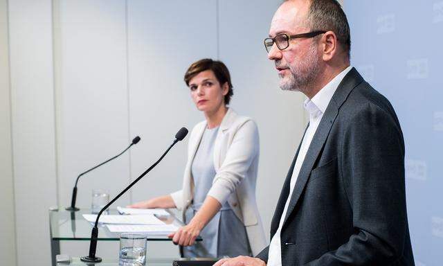 Stehen intern in der Kritik: SPÖ-Chefin Pamela Rendi-Wagner und Bundesgeschäftsführer Thomas Drozda. 