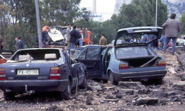 Bild vom Attentat im Mai 1992.