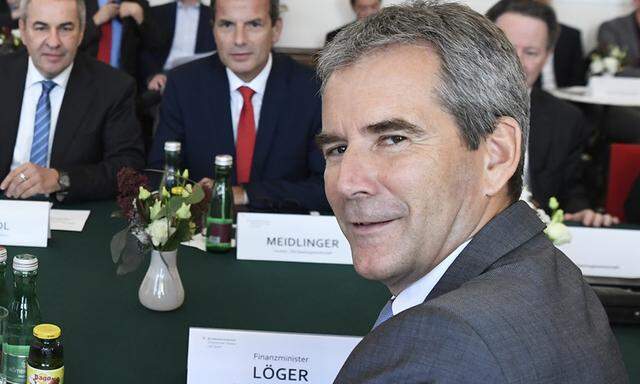 Finanzminister Hartwig Löger (ÖVP) will die zahnlose Öbib umbauen.