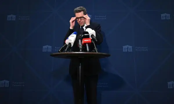 Wirtschaftskammer-Präsident Harald Mahrer, hier in seiner Funktion als  ÖVP-Verhandlungsleiter der Gruppe "Finanzen und Steuern" in den Koalitionsgesprächen im vergangenen Jänner.