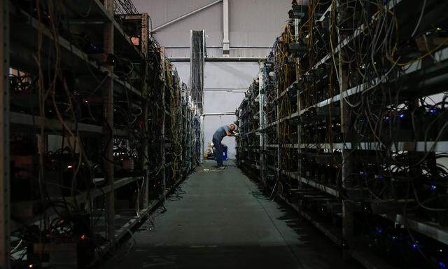 Ein Problem mit Bitcoin ist der enorme Energieaufwand, der für das sogenannte „Mining“ inzwischen benötigt wird.
