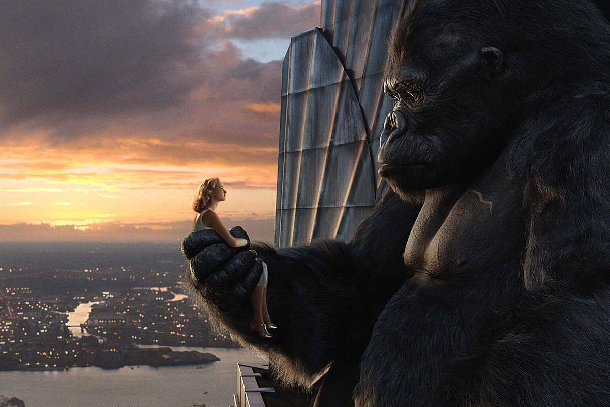 In der Neuverfilmung von "King Kong" mit Naomi Watts, Jack Black und Adrien Brody spielte Serkis den Riesenaffen.  In den Originalfilmen der Siebziger waren die Affen freilich noch verkleidete Menschen.