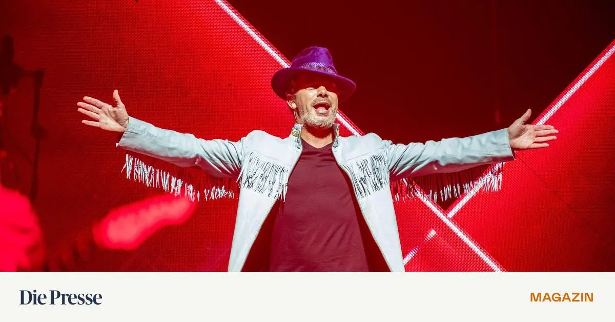 Jamiroquai-in-Wien-Den-Vibes-der-eigenen-Jugend-nachlauschen-premium-