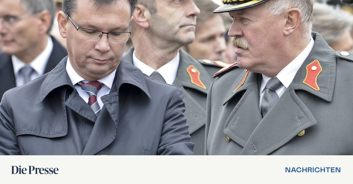 Volksbefragung-zur-Wehrpflicht-Als-Darabos-seinen-Chef-feuerte-premium-