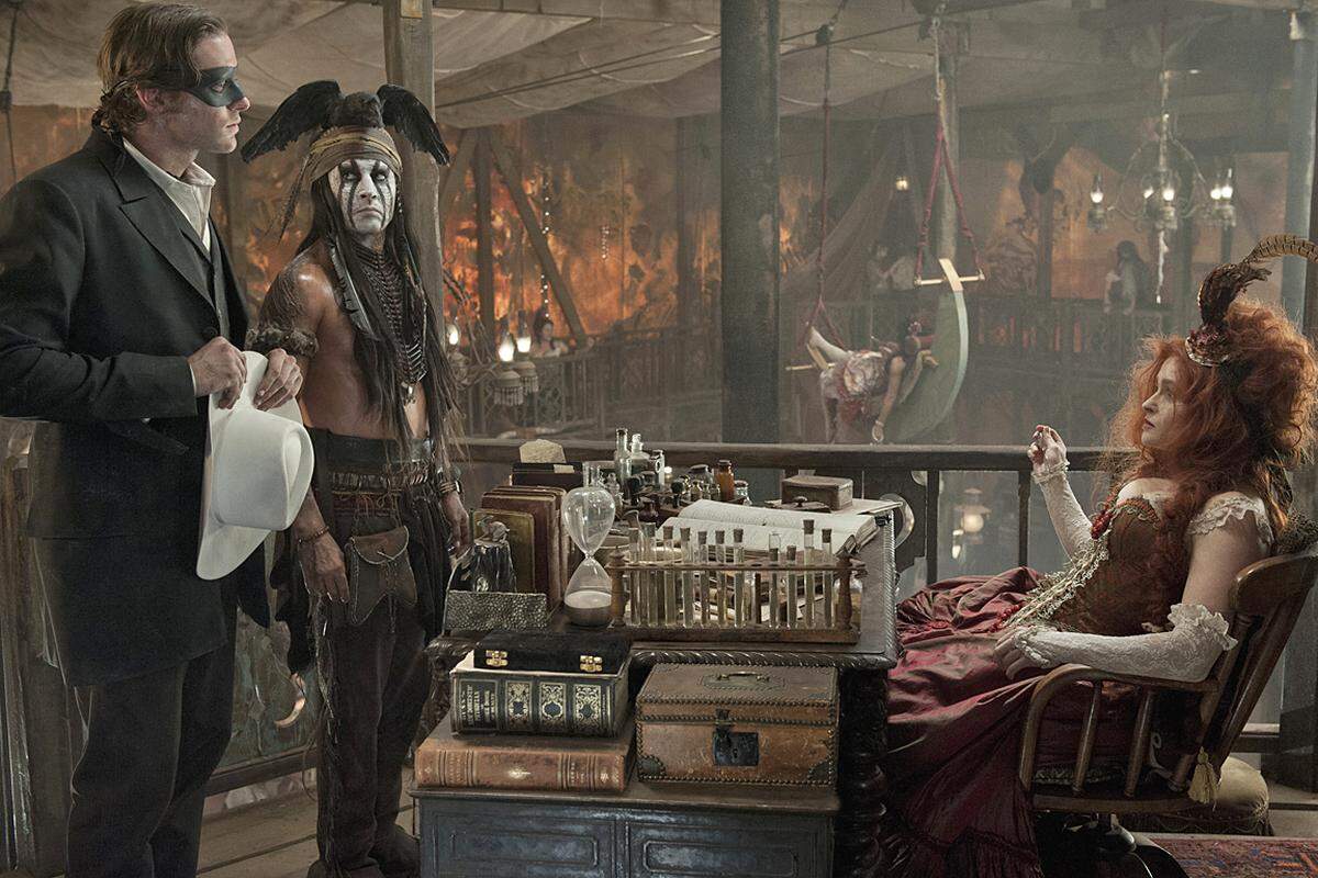 Ähnlich erfolglos liefen seine jüngsten Filme "The Lone Ranger" (2013) und "Transcendence" (2014) über die internationalen Leinwände. Im schrägen, von Kritikern zerrissenen Reboot der Fernsehserie spielt er den Sidekick Tonto, einen Indianer mit totem Vogel auf dem Kopf. Seine Darstellung erinnerte aber mehr an seine einstige Paraderolle, die des Piraten Jack Sparrow. Einspielergebnis in den USA: 89 Millionen Dollar bei einem Budget von 219 Millionen. Auch der Science-Fiction-Film "Transcendence" schwemmte mit einem Einspielergebnis von 23 Millionen Dollar in den USA nicht einmal ein Viertel der Produktionskosten in die Kinokassen.