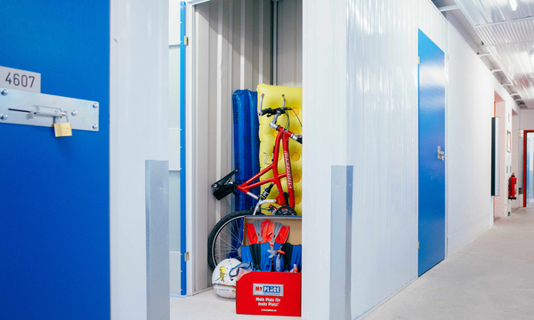 Die Angebote reichen vom Eck, das einen Quadratmeter groß ist, bis zu geräumigen Abteilen. 