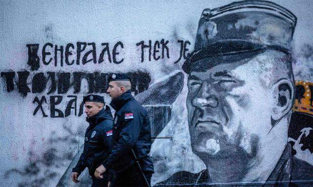 Das umstrittene Mladic-Graffiti in Belgrad.