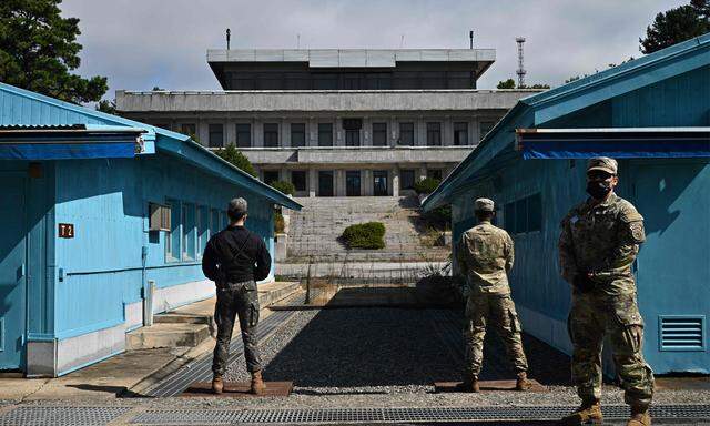 Archivbild von der militärischen Demarkationslinie zwischen Nord- und Südkorea in Panmunjom