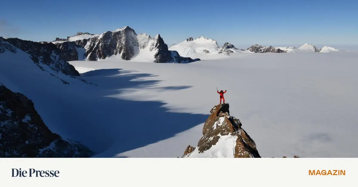 Faszination-Ewiges-Eis-sterreichische-Expedition-bezwingt-sieben-unber-hrte-Gipfel-in-der-Antarktis-premium-