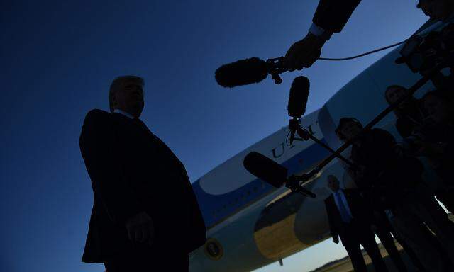 Donald Trump auf der Andrews Air Force Base in Maryland 