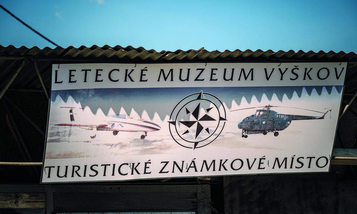 Flugzeugmilitaria mit viel Ostalgie: Vyškovs Luftfahrtmuseum sollte man nicht auslassen