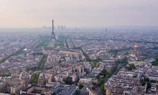 Frankreichs Hauptstadt Paris. Das Land lockert die im Zuge der Energiekrise eingeführte Strompreisbremse.