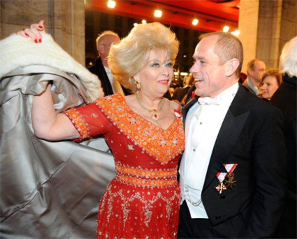 Die nächsten Gäste: Kammersängerin Birgit Sarata und Life Ball-Organisator Gerry Keszler.