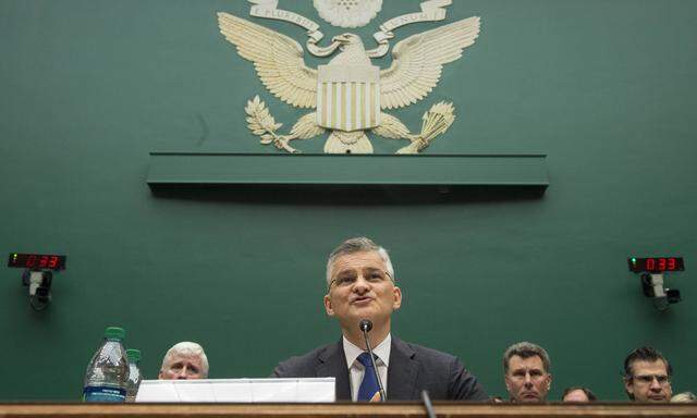 Michael Horn Volkswagen U S CEO testifies on Volkswagen s emissions cheating allegations during a