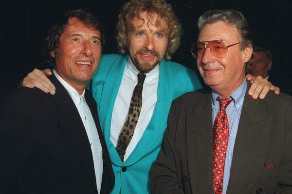 Alexanders Kollegen schätzten ihn, für viele war er ein Vorbild ((im Bild mit Udo Jürgens und Thomas Gottschalk im Jahr 1996)